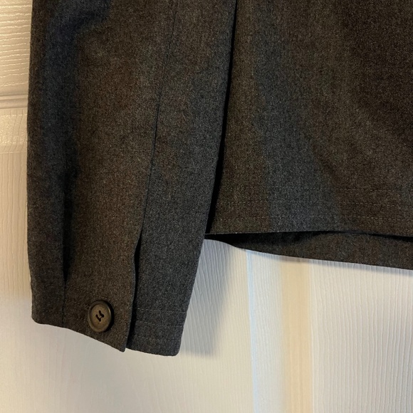 J. Crew Gray 100% Wool Cropped Blazer Jacket Size 0 - Picture 8 of 9